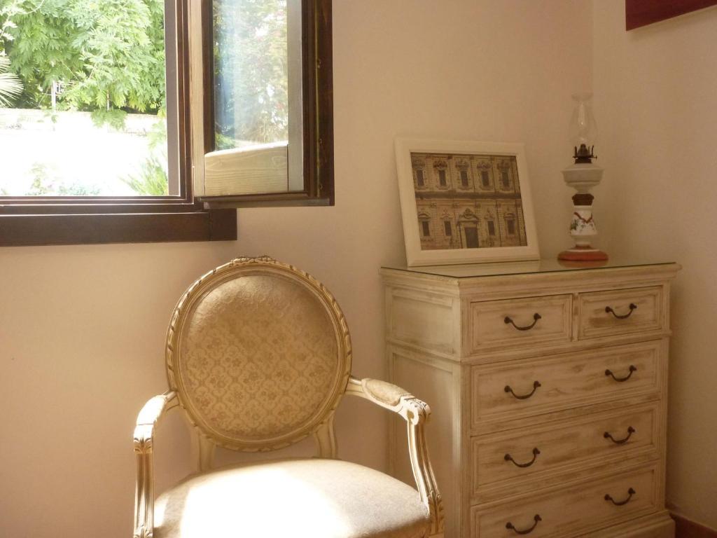 B&B Villa Giuliana Arnesano Habitación foto