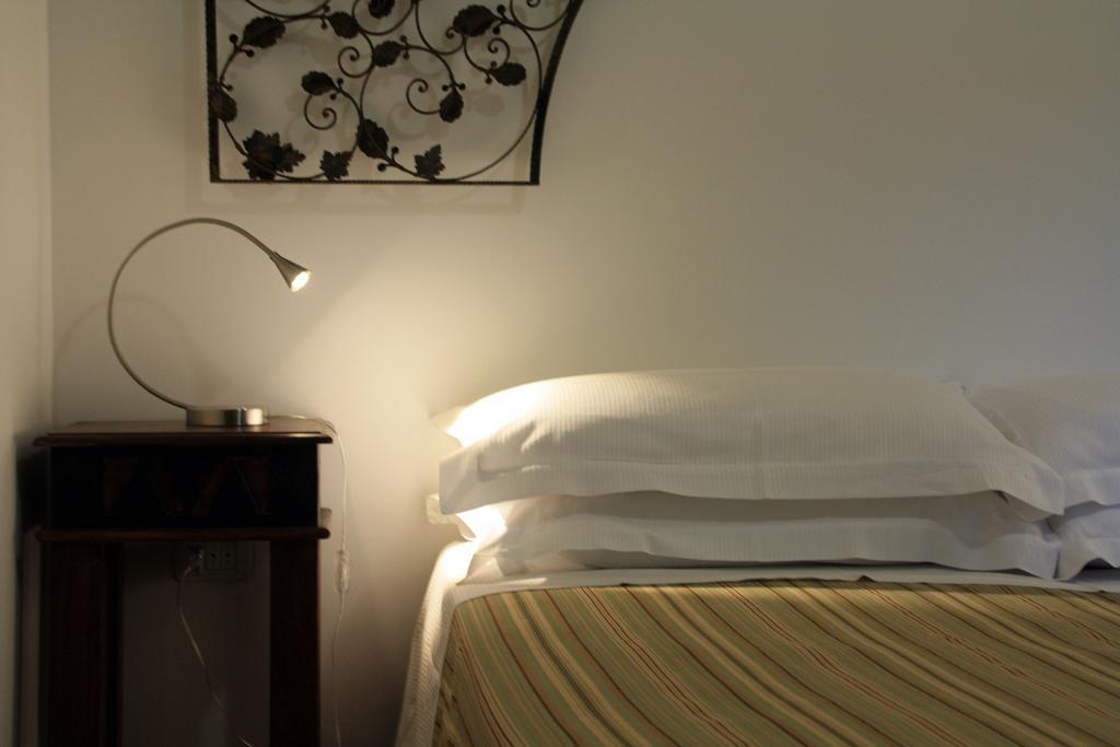 B&B Villa Giuliana Arnesano Habitación foto